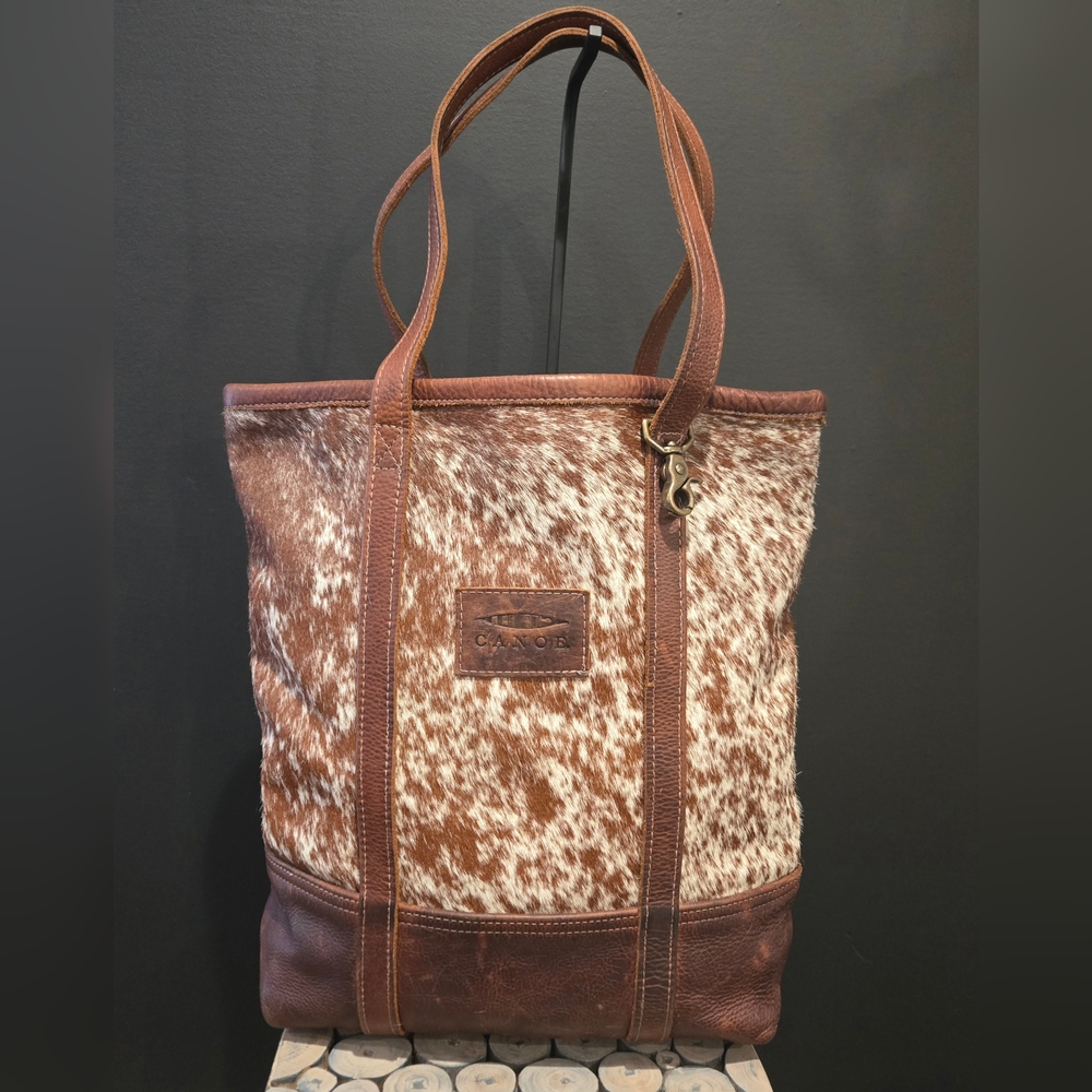Canoe Brand Cowhide and Leather Tote EUC
